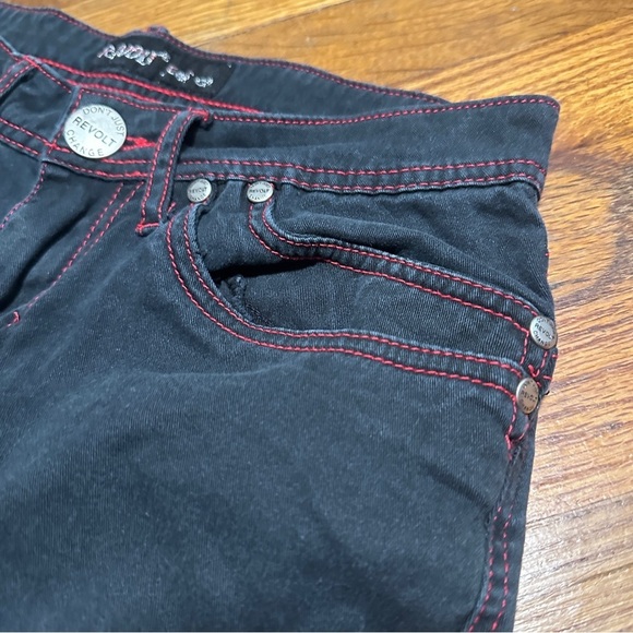 Y2K Revolt Low Rise Black Cropped Moto Jeans Red Stitching Juniors Size 3 Punk - Picture 3 of 16